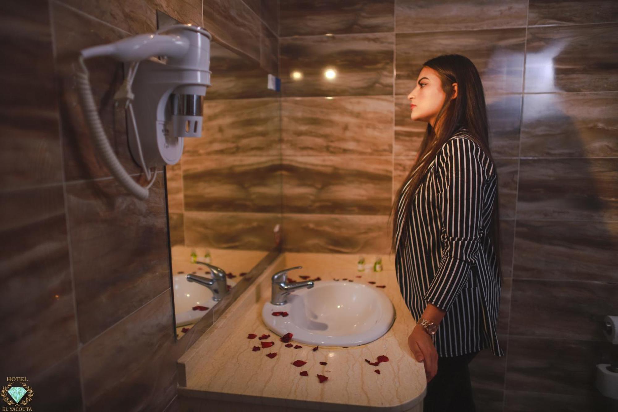 El Yacouta Hotel Tetouan Bagian luar foto