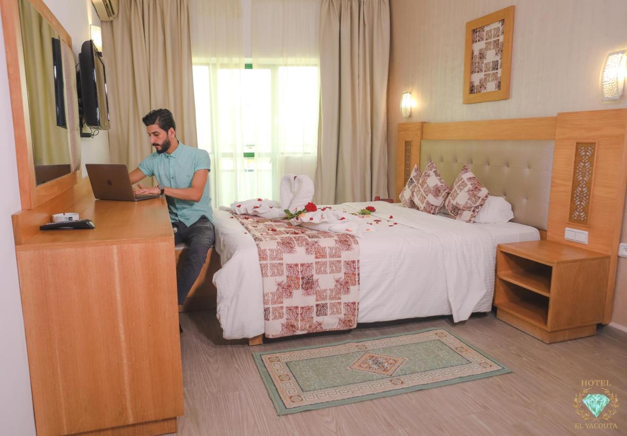 El Yacouta Hotel Tetouan Bagian luar foto