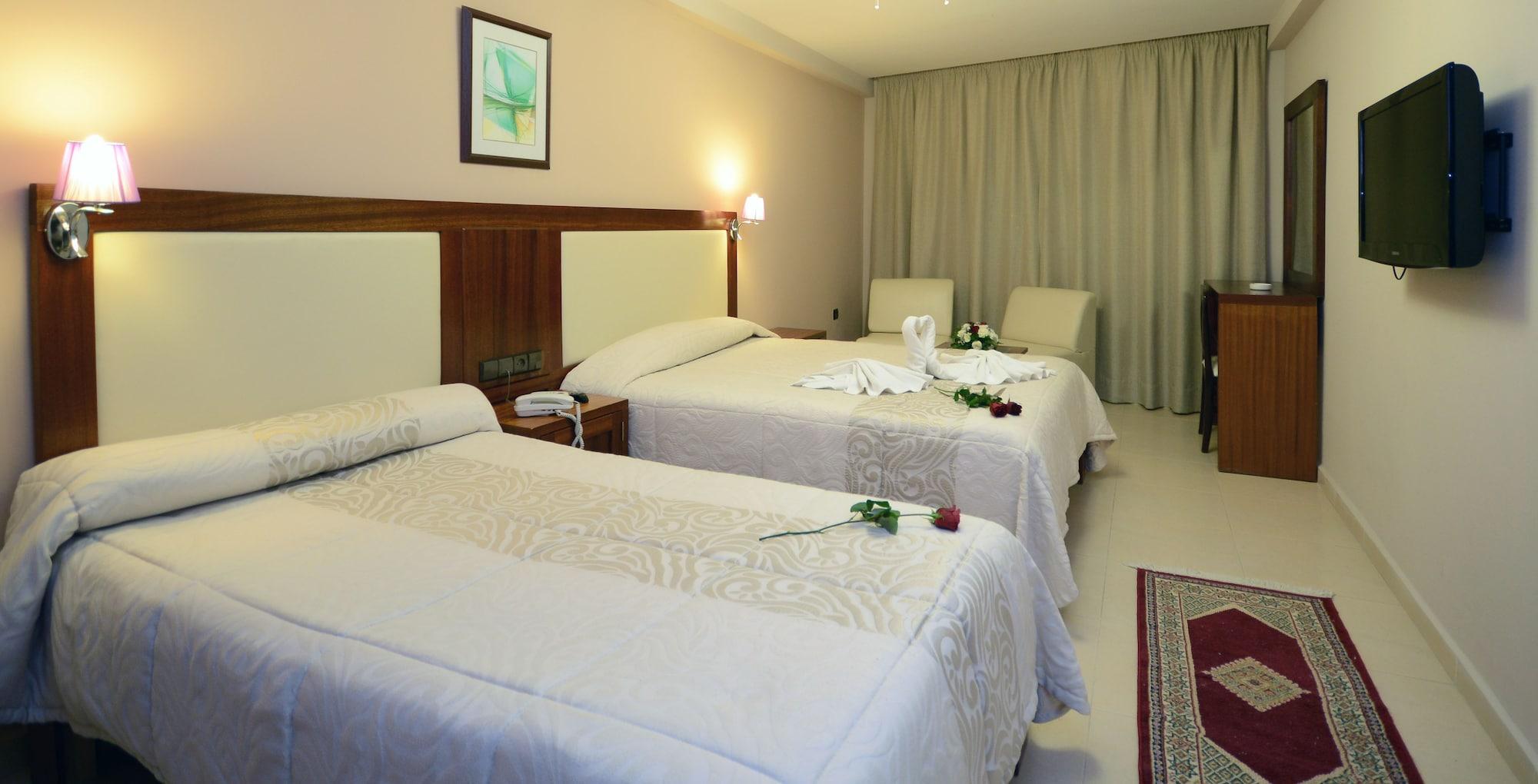 El Yacouta Hotel Tetouan Bagian luar foto